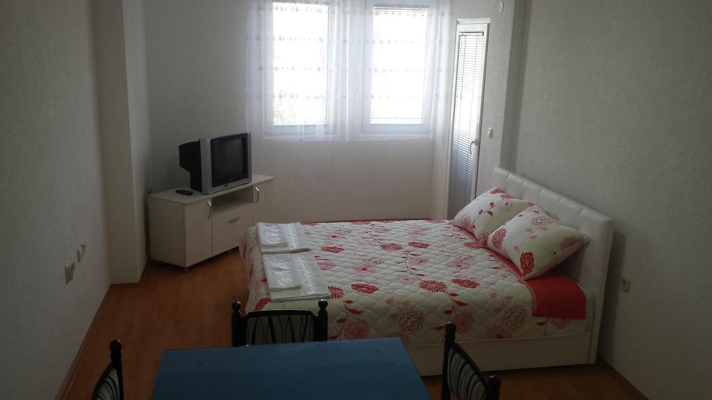 Apartman Strezoski Apartment Ohrid Bagian luar foto